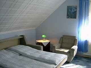 Bakonyn�na bababar�t sz�ll�sfoglal�s