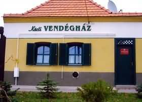 Kecsk�d - vend�gh�z